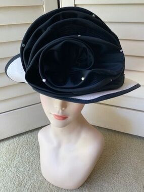 Famous Millinery Wool Felt Hat
